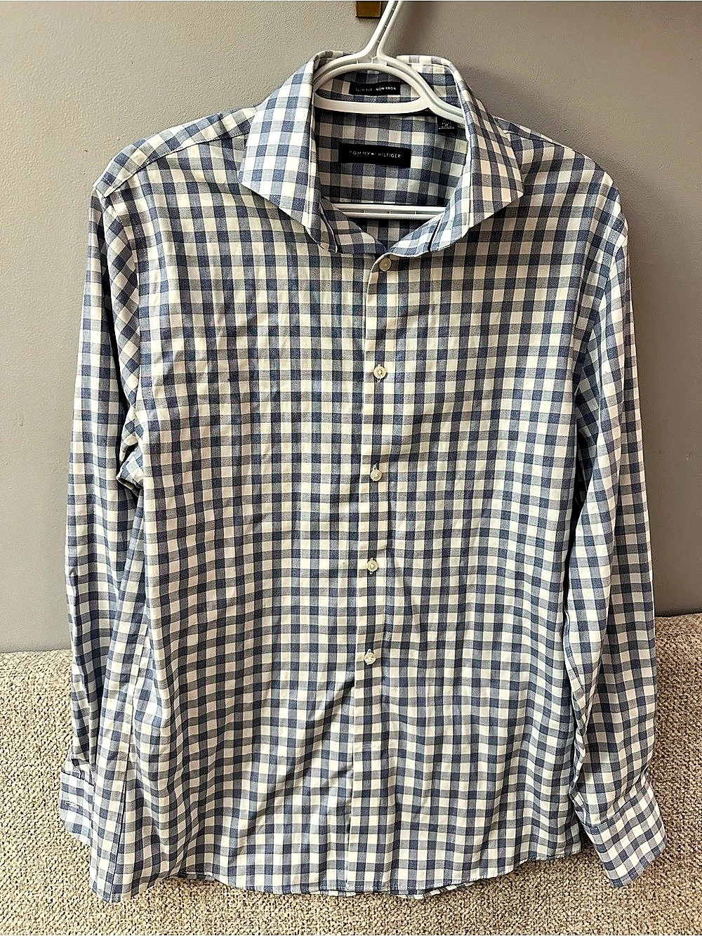 Tommy Hilfiger Slim Fit Non-Iron Gingham Dress Shirt Men's Blue & White